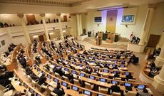 Gürcüstan parlamentinin iclasında SSRİ-nin himni səsləndirilib