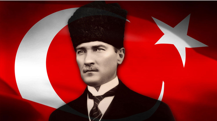 Atatürk təkcə Aya Sofyanın həyətində muzey yaradılmasına icazə verib