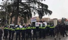 Tbilisidə əsəblər yenidən coşub: Həbs edilənlər var
