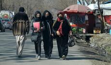Taliban qadınların universitetdə ​​oxumaqlarını qadağan edib