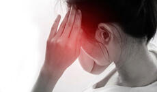 Sol tərəfdən gələn baş ağrısına səbəb ola biləcək xəstəliklər