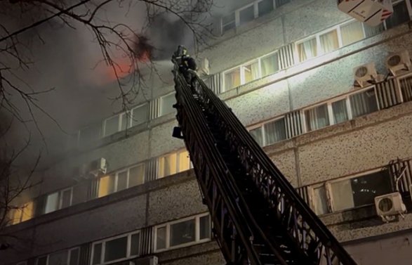 Moskvanın mərkəzində baş verən yanğın nəticəsində yeddi nəfər ölüb
