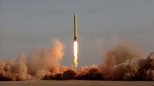 İran yeni ballistik raket təqdim etdi