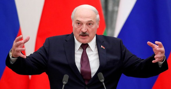 Lukaşenko polyakların hücumuna hazırdır