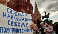 Rusiyada Navalnıya dəstək aksiyalarında 100-dən çox insan saxlanılıb
