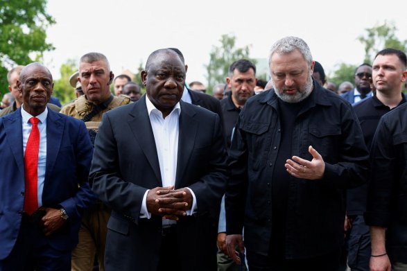 Afrika liderləri Kiyevdə bomba sığınacağına sığınıblar