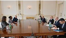 Prezident İlham Əliyev Dünya Bankının Cənubi Qafqaz üzrə regional direktorunu qəbul edib