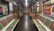 Niyə metrolarda oturacaq yerləri avtobuslardakı kimi arxa-arxaya deyil, yan-yanadır?