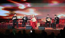 "Muğam"ın solisti Gülyaz Məmmədova şirin ifaları ilə iraqlı tamaşaçıları özünə heyran edib