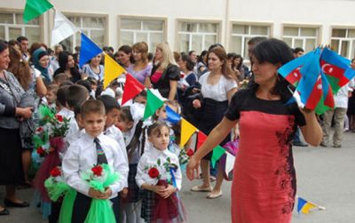 Gənc müğənni Ağa Şahla Leyla Rəhimovanın yeni dueti - VİDEO