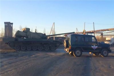 Rusların öyündüyü “Armata” tankı Qələbə paradı məşqindən kənarlaşdırılır