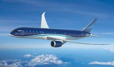 Təyyarənin pəncərəsi sındı, uçuş 12 saat ləngidi