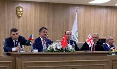 Bayrağımız tərsinə qoyuldu, nazir dərhal düzəltdi