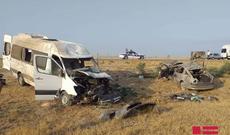 Hacıqabulda dəhşətli qəza: 19-dan çox sərnişin yaralanıb