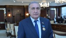 Deputat “razborka”ya görə tutulan oğlunu həbsdən çıxartdırmaq istəyir