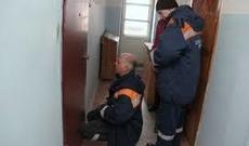 Bağlı qapılar arxasında qalanlar xilas edilib