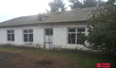 İlk dərs günü məktəbin tavanı çökdü