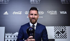 Messi ilin ən yaxşı futbolçusu seçildi - Ronaldo tədbirə qatılmadı