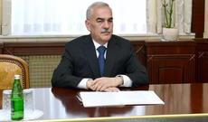 Vasif Talıbov müəllimlərə fəxri ad verdi