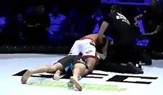 Erməni idmançı türk rəqibini öldürmək istədi - Rinqdə ŞOK ANLAR (VİDEO)