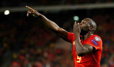 Belçika 9 qollu qələbə ilə final mərhələsində - Video