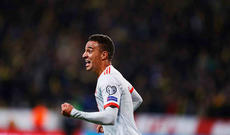 İspaniya məğlubiyyətdən belə qurtuldu - Video