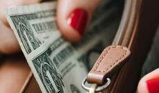 Manat həftəyə belə başladı