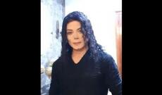 İspaniyalı musiqiçi Maykl Ceksonu təqlid edib - VİDEO