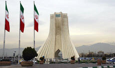 Tehran nüvə silahı əldə etməyə çalışmayacaq