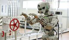 Robopark sərgisini ziyarət etmək istəyənlər üçün pulsuz biletlər - Video