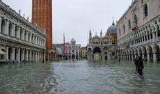İtaliya hökuməti Venesiyada fövqəladə vəziyyət elan edib