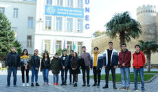 UNEC-də şagirdlərə birgünlük tələbə biletləri təqdim edilib