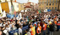 Portuqaliyada polislər əmək haqqının artırılmasını tələb edirlər - Video