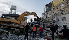 6,4 ballıq zəlzələ - 4 ölü, 150-yə yaxın yaralı var