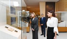 Ukraynanın birinci xanımı Yelena Zelenskaya Heydər Əliyev Mərkəzi ilə tanış olub