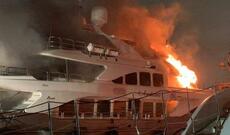 Məşhur müğənni Mark Entoninin yaxtası yanıb + Video