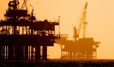 ABŞ-ın neft ehtiyatları geriləyib