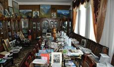 Tacikistanda hər nəfər ildə azı beş kitab oxumalıdır