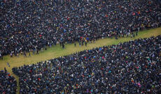 Honkonq polisi 400-dən çox etirazçını saxlayıb