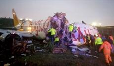 Türkiyədə uçuş-enmə zolağından çıxan təyyarə parçalanıb