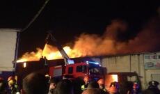 "Sədərək" Ticarət Mərkəzində 25-28 mağaza tam yanıb