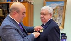 Mixail Qusman “Azərbaycanın qüruru” qızıl ordeni ilə təltif olunub
