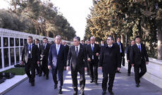 Şəhidlərin xatirəsinə ehtiram