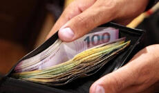 Daha üç rayon üzrə pensiyalar hesablara köçürüldü