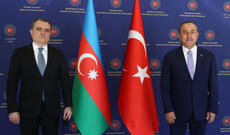 Ceyhun Bayramov Çavuşoğlunu Bakıya dəvət etdi