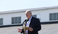 Lukaşenko Belarusda xarici hərbçilərin olmadığını bildirib