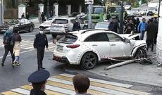 Elley ləqəbli azərbaycanlı reper Elmin Quliyev avtomobil qəzası keçirib