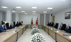 İzmirdə 3 yaşlı qız 65 saat sonra dağıntıların altından sağ çıxarılıb