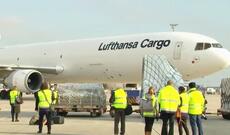 Frankfurt hava limanı vaksinlərin daşınmasına hazırlaşır