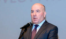 Baş bankir: "Devalvasiyanın olması xəbərləri boş söhbətlərdir”